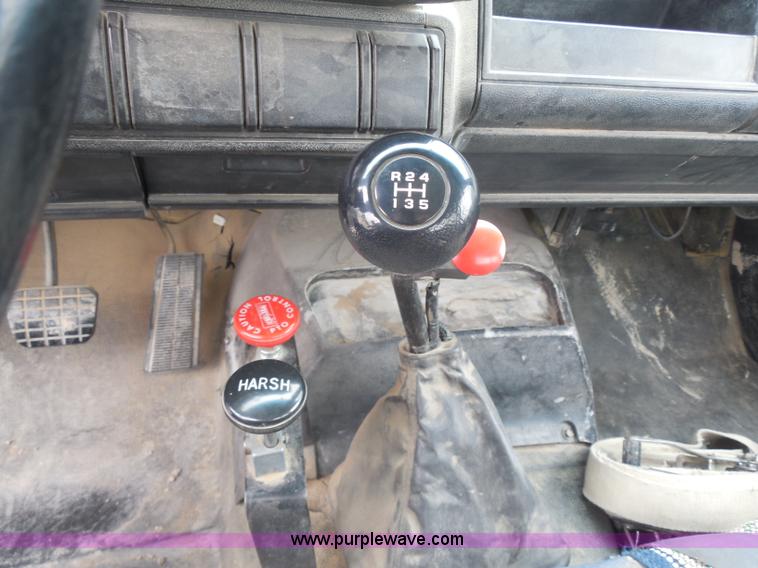 image for item H3139 1991 Chevrolet Kodiak dump truck