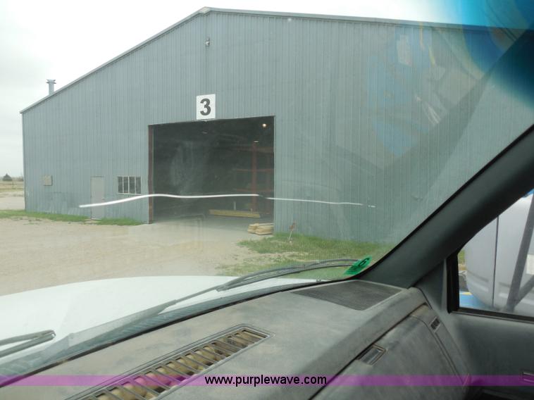 image for item H3139 1991 Chevrolet Kodiak dump truck