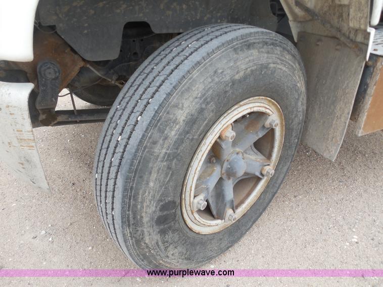 image for item H3139 1991 Chevrolet Kodiak dump truck