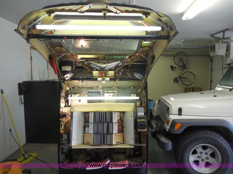 image for item H3142 Rowe AMI CD-100E juke box