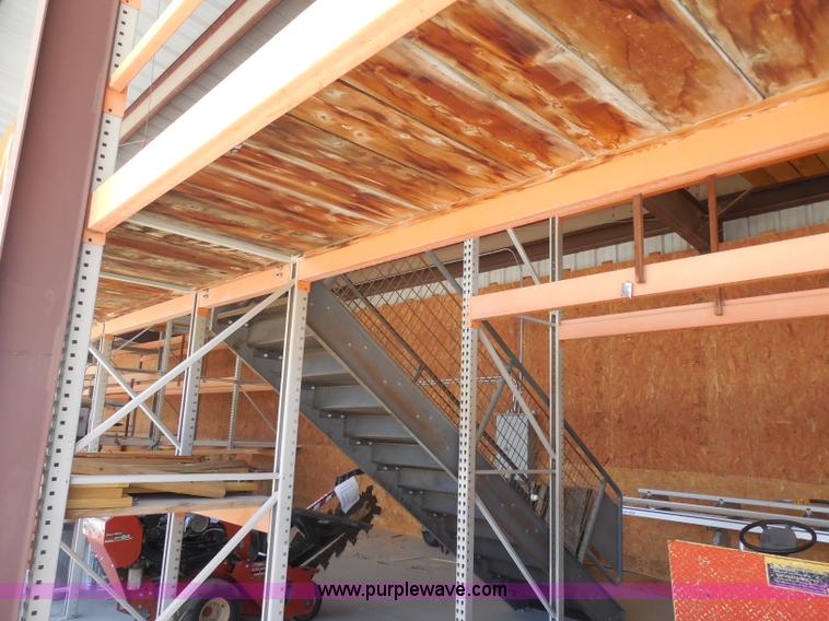 image for item H3154 Assorted warehouse storage and pallet racking