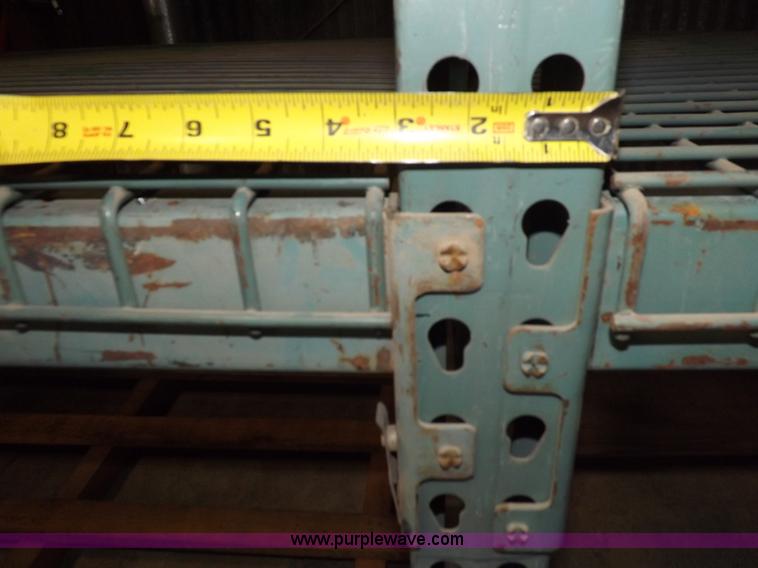 image for item H7042 Pallet racking