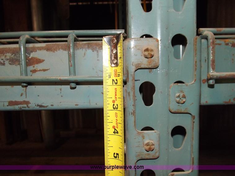 image for item H7042 Pallet racking