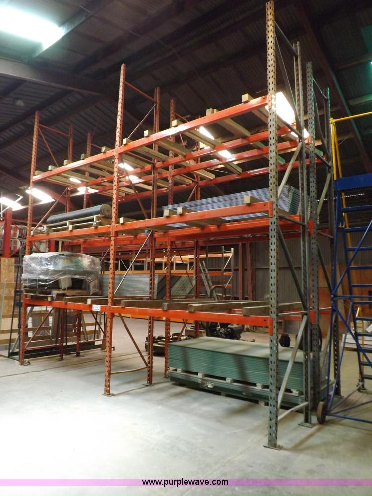 image for item H7044 Pallet racking