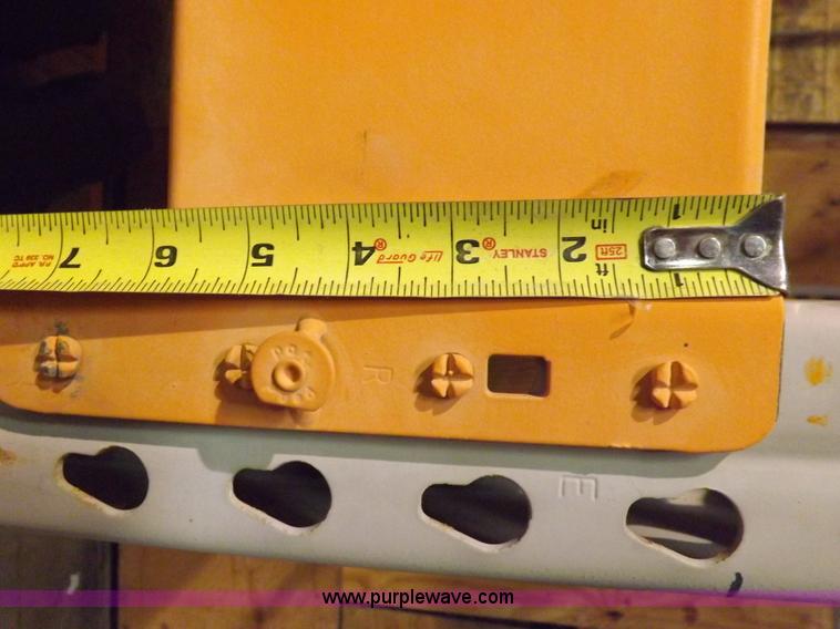 image for item H7046 Pallet racking