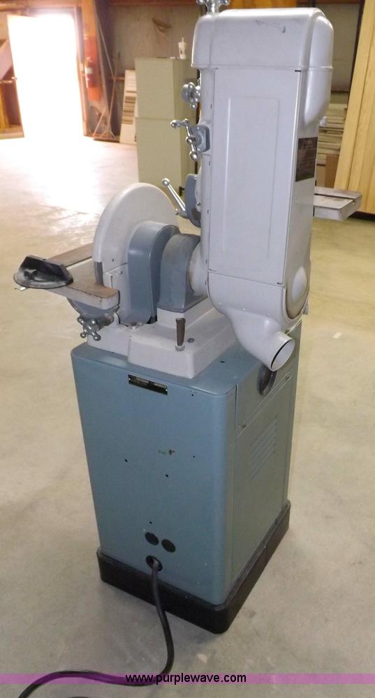 image for item H7087 Delta sanding machine