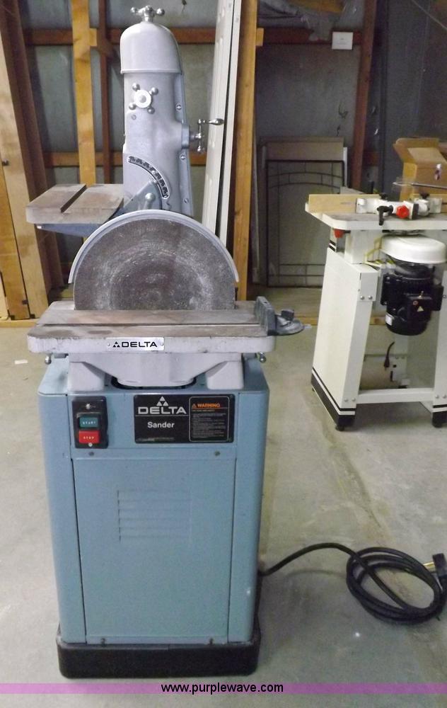 image for item H7087 Delta sanding machine