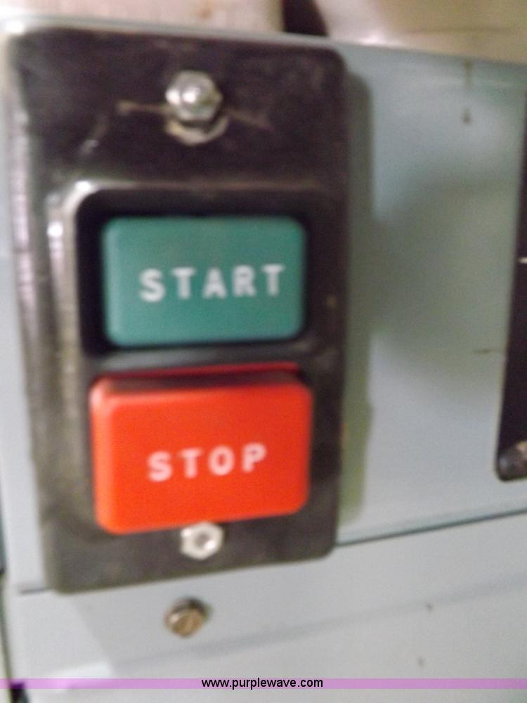 image for item H7087 Delta sanding machine