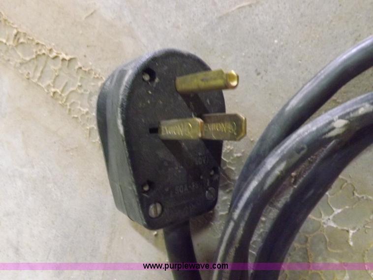 image for item H7087 Delta sanding machine