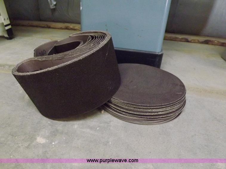 image for item H7087 Delta sanding machine