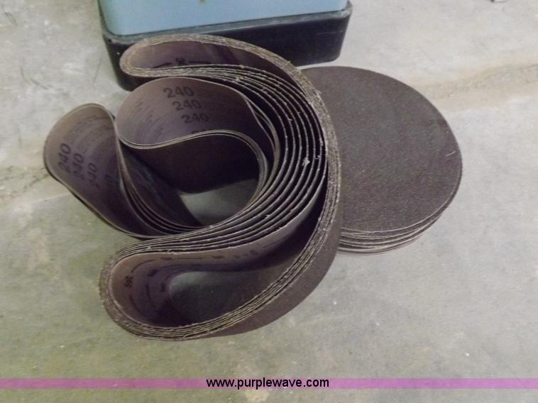 image for item H7087 Delta sanding machine