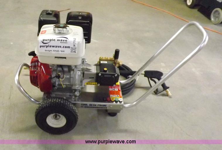 image for item H7102 Water Cannon pressure washer