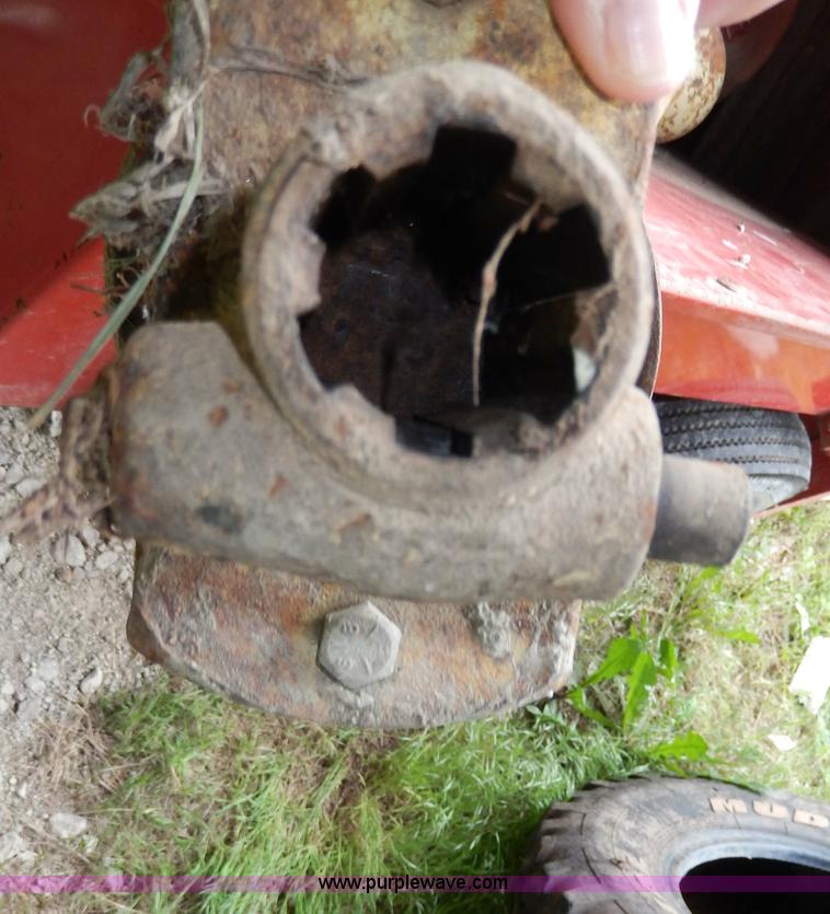 image for item AA9910 Gehl Hi-Throw silage blower