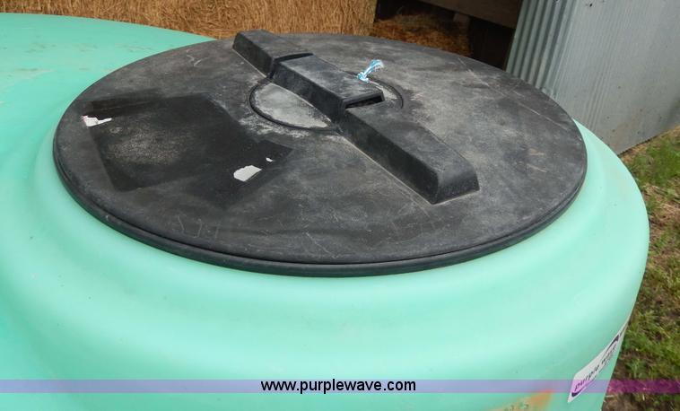 image for item AA9912 550 gallon liquid tank