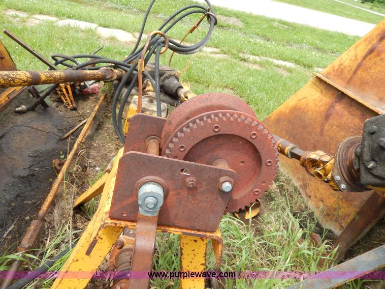 image for item D4773 Service 15' batwing mower