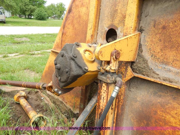 image for item D4773 Service 15' batwing mower