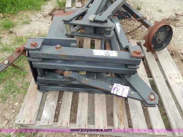 image for item D4783 (2) Yetter 30' planter markers