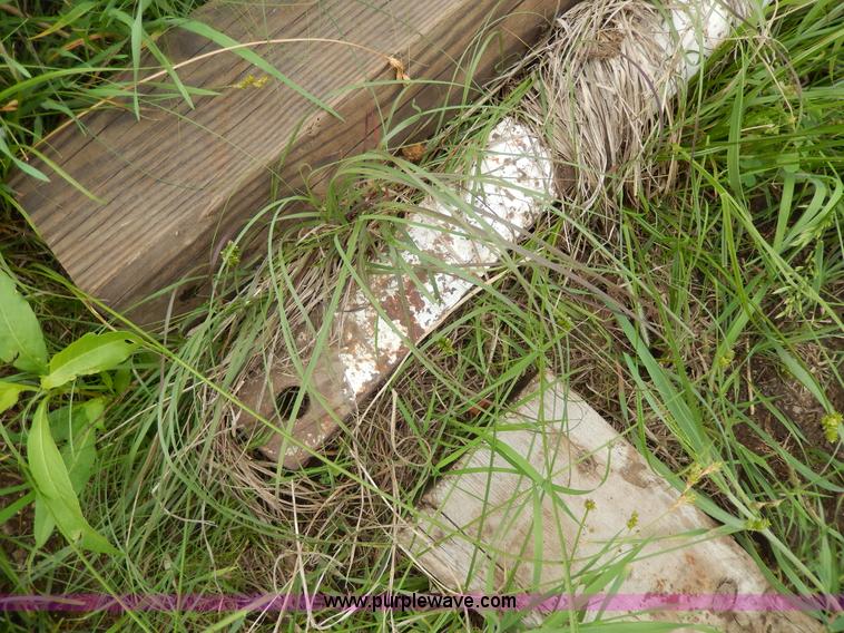 image for item D4784 1,000 gallon anhydrous tank