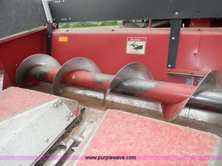 image for item D4785 1998 Case IH 1063 corn head