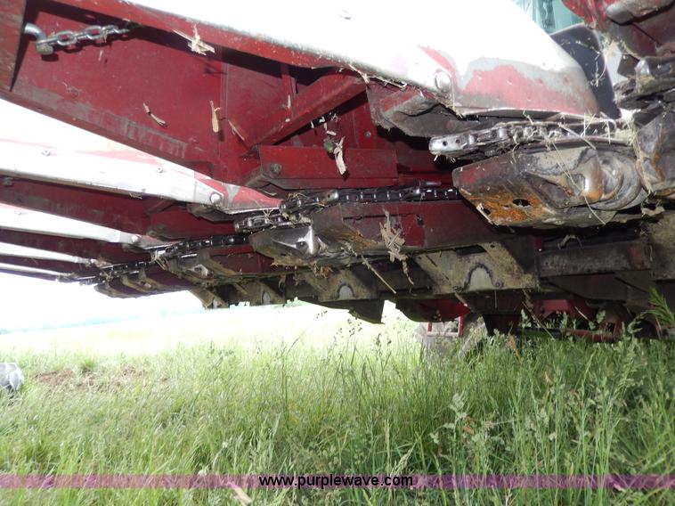image for item D4785 1998 Case IH 1063 corn head