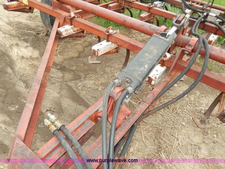 image for item D4787 International 18' field cultivator