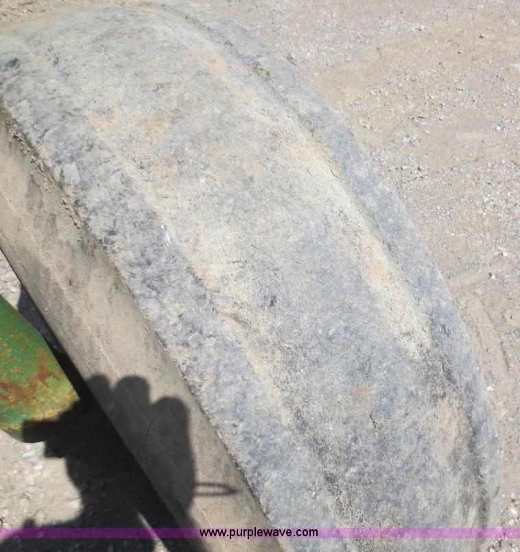 image for item D5871 1980 John Deere 4840 tractor