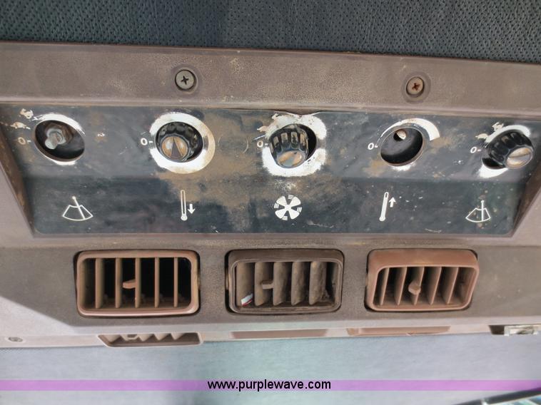 image for item D5871 1980 John Deere 4840 tractor