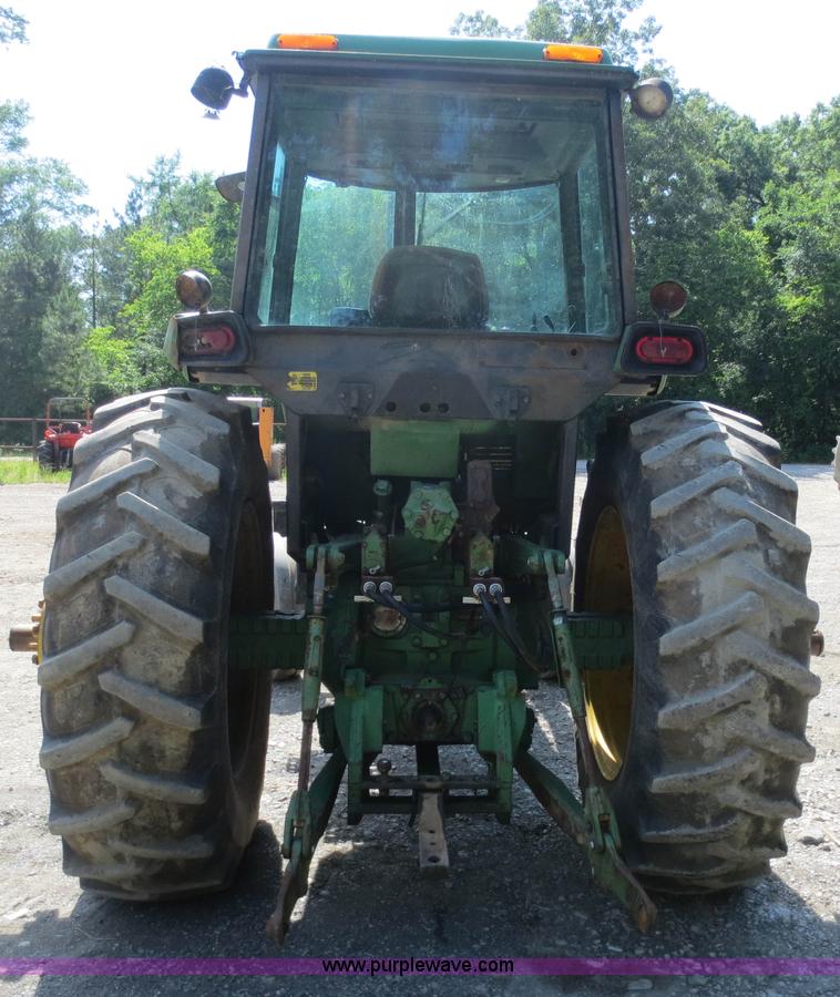 image for item D5872 1979 John Deere 4640 tractor