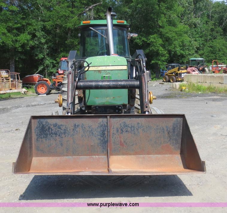 image for item D5872 1979 John Deere 4640 tractor