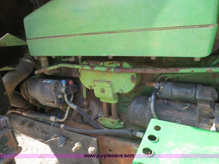 image for item D5872 1979 John Deere 4640 tractor