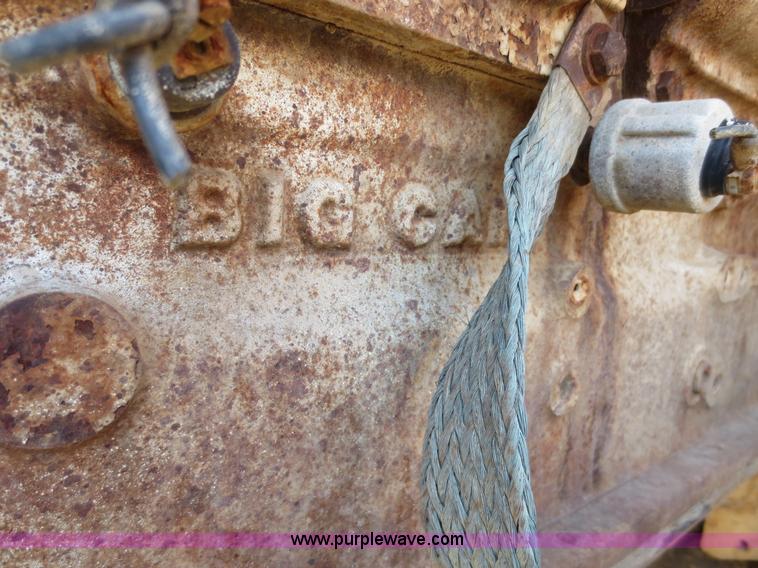 image for item D5873 1977 Versatile 850 4WD tractor