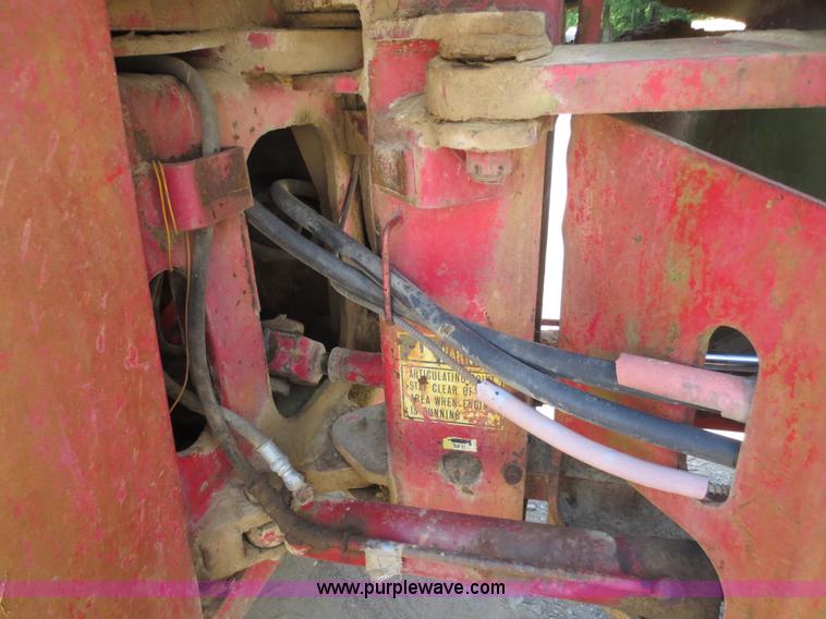 image for item D5873 1977 Versatile 850 4WD tractor