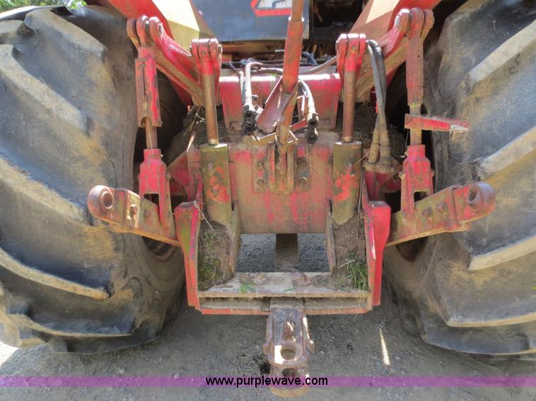 image for item D5873 1977 Versatile 850 4WD tractor