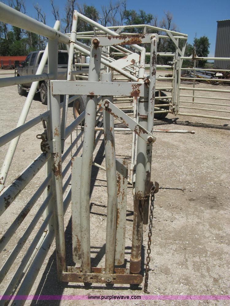 image for item D8351 Wilson wheel corral