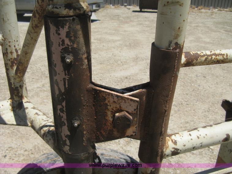 image for item D8351 Wilson wheel corral