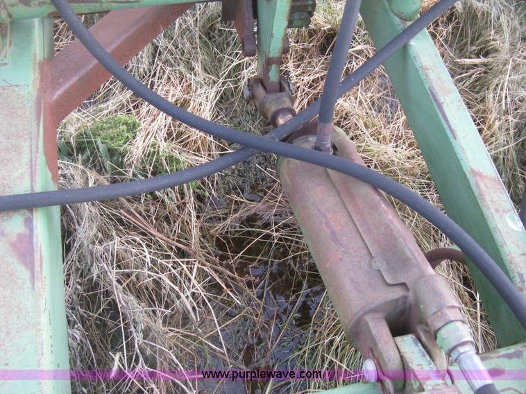 image for item D8352 John Deere E1600 chisel