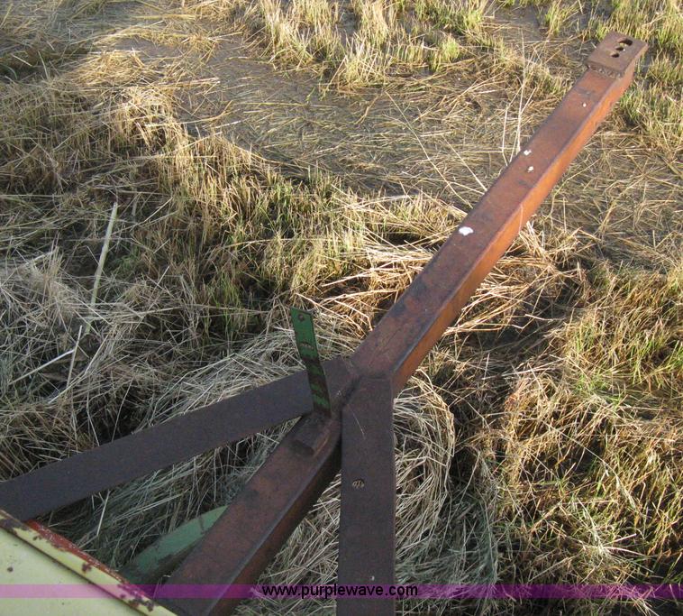 image for item D8352 John Deere E1600 chisel