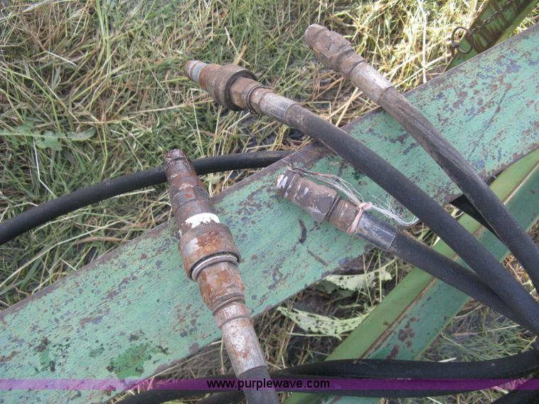 image for item D8352 John Deere E1600 chisel