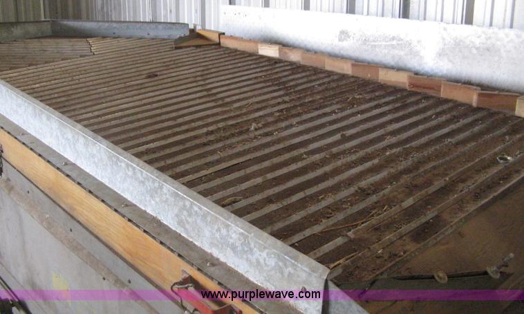 image for item D8371 Oliver 160A high capacity gravity seed seperator