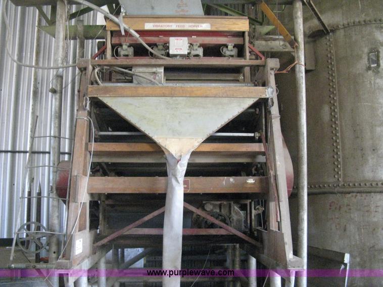 image for item D8372 Clipper Super 68D seed cleaner