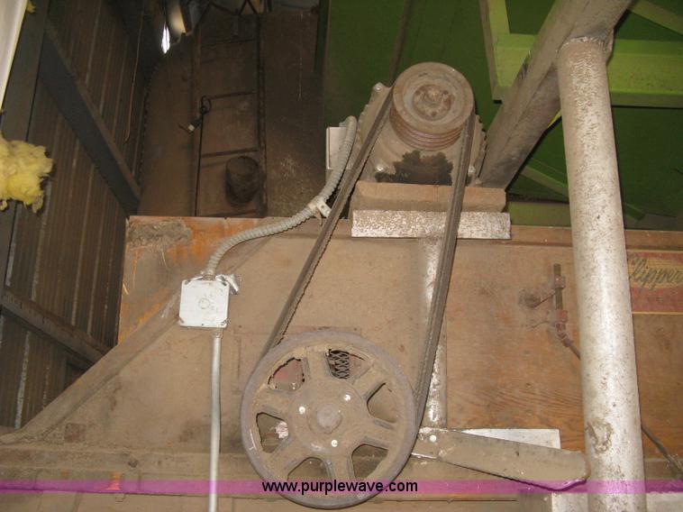 image for item D8372 Clipper Super 68D seed cleaner