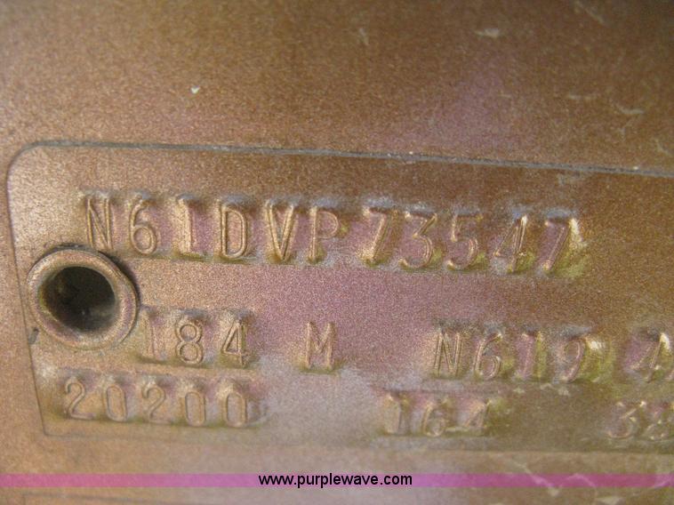 image for item D8377 1974 Ford 700 grain truck