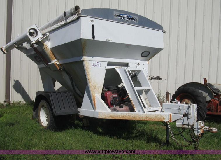 image for item D8378 1999 GW GW-150 grain weigh cart