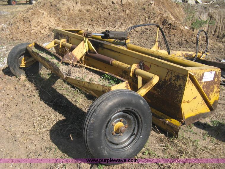 image for item D8381 10' box blade