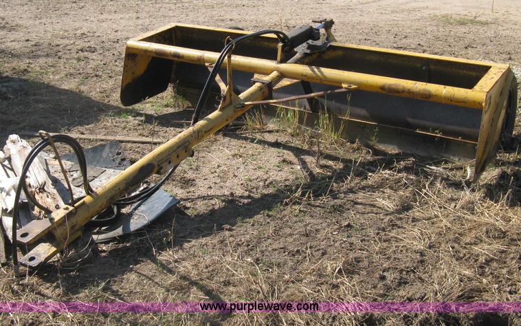 image for item D8381 10' box blade