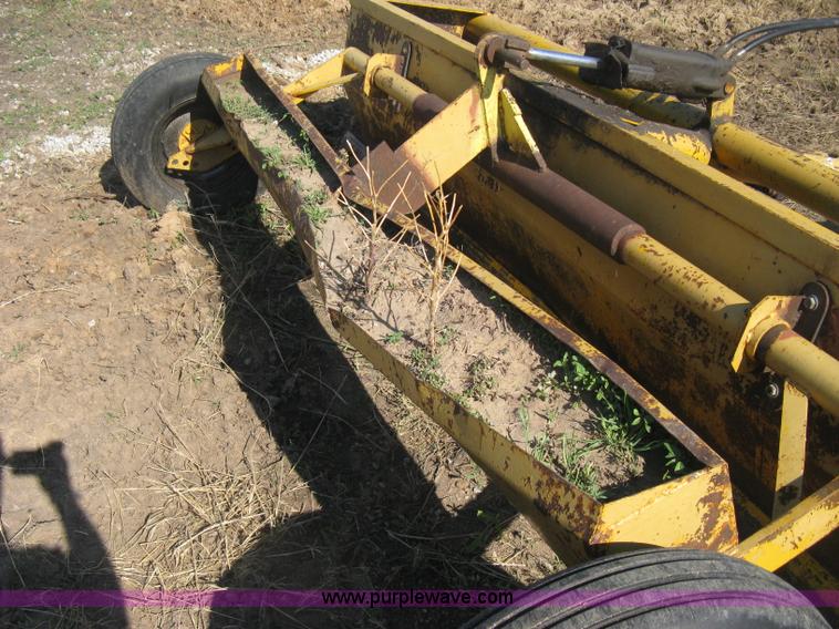 image for item D8381 10' box blade