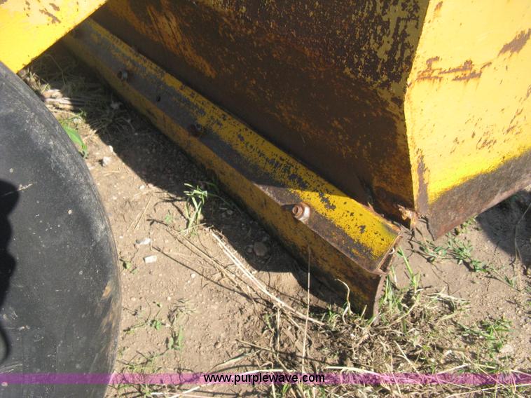 image for item D8381 10' box blade