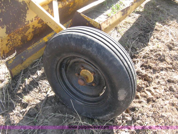 image for item D8381 10' box blade