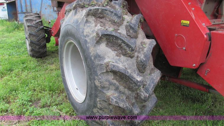 image for item E3973 1986 Case IH 1620 combine