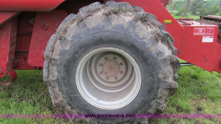 image for item E3973 1986 Case IH 1620 combine